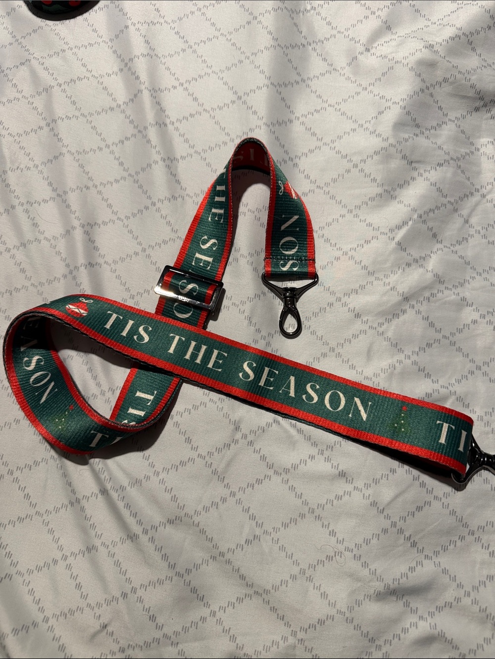 lug Adjustable Holiday 'Tis The Season Crossbody Strap - Green/Red